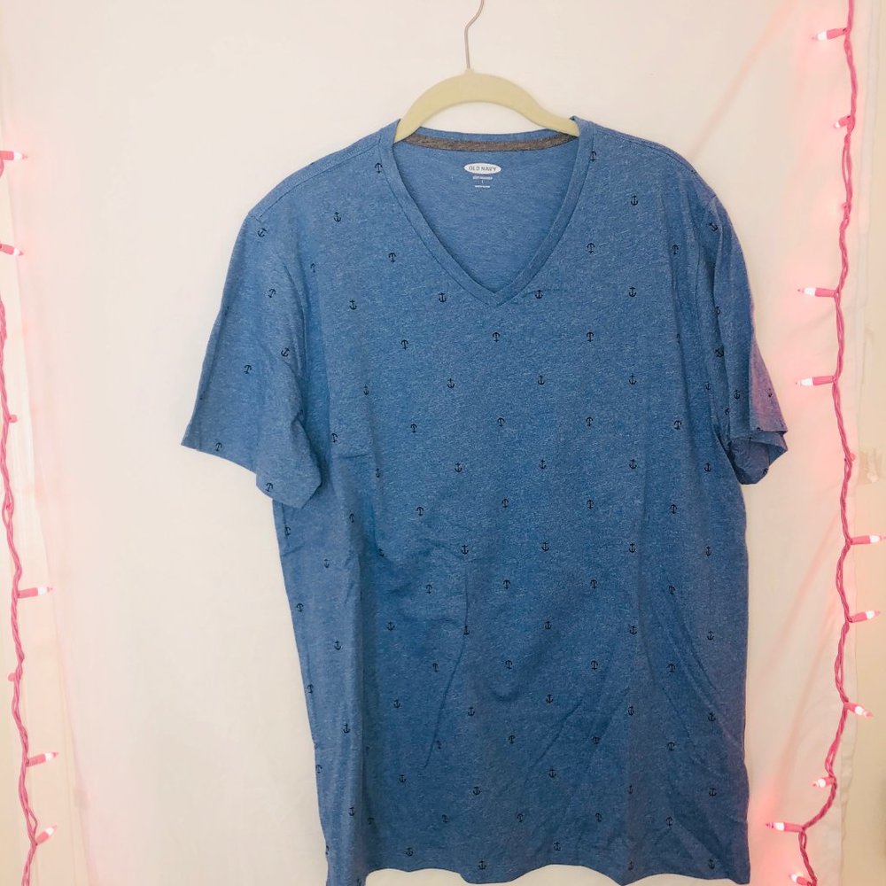 Old Navy Light Blue Men's Anchor Print V-Neck Tee